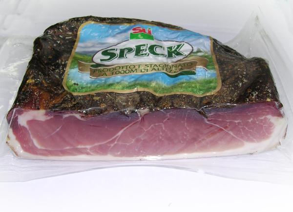 Sù Speck Trancio 1/2 SPECK DI ASIAGO FIORDIMASO Peso medio 1,79 kg