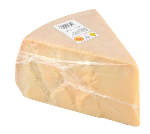 GRANA PADANO 1/16 SV 2,7 KG